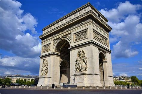 Attractions Touristiques Les Mieux Not Es Paris