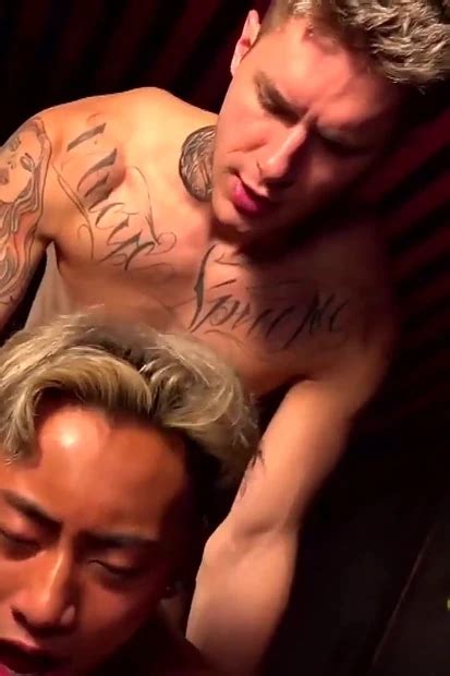 Porno gay de Zak Bishop en Vídeos Escenas de sexo con la estrella porno xHamster