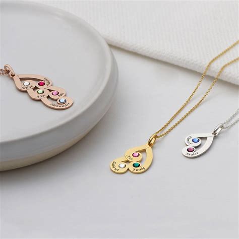 Engraved Family Pendant Necklace with Birthstones in 18K Gold Vermeil - MYKA