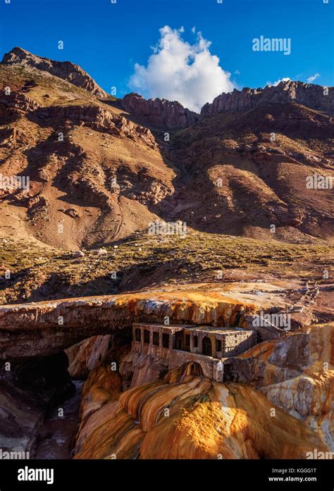 Hot Springs Puente Del Inca Hi Res Stock Photography And Images Alamy