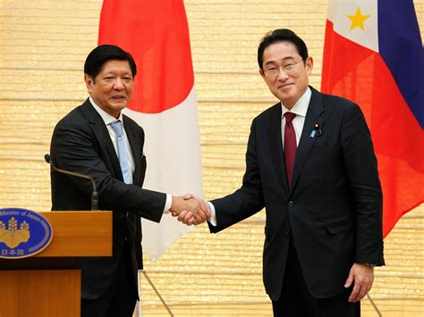 Japan Philippines Agree To Boost Defence Ties Amid China Tension