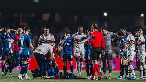 Izquierdo Campeonato Uruguaio Adia Rodada Por Causa Da Interna O Do