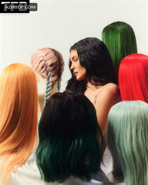 Kylie Jenner Sexy Poses Topless Showcasing Her Hot Figure In A Photoshoot For CR Fashion Book