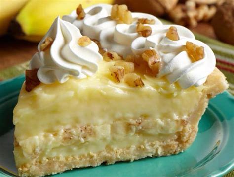 Old Fashioned Banana Cream Pie Master Of Kitchen