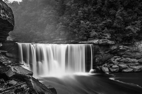 The Cumberland Falls Ky Waterfalls Travel Landscape Timkellogg