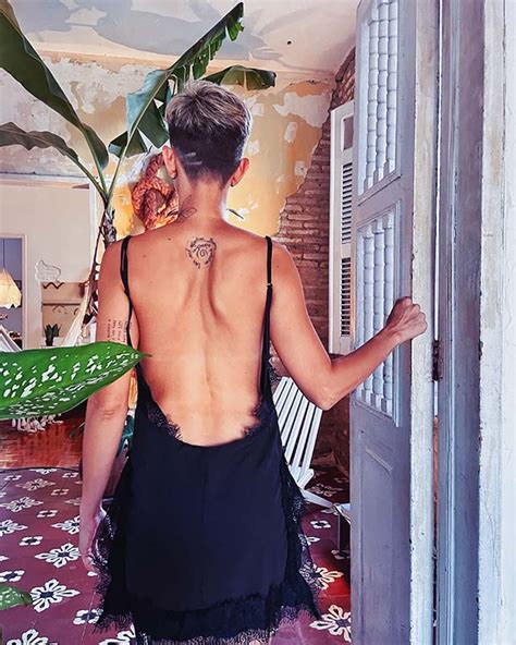 Camisola Tecido Plano E Renda Preto Da Vov Eleonor Lingerie Perfeita Aqui