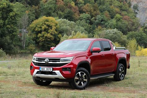 Nov Volkswagen Amarok Je Tu S V Tdi Saka