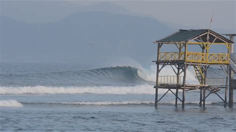 Lakey Peak Surf Trip Indonesia Perfect Waves Vagues Parfaites A