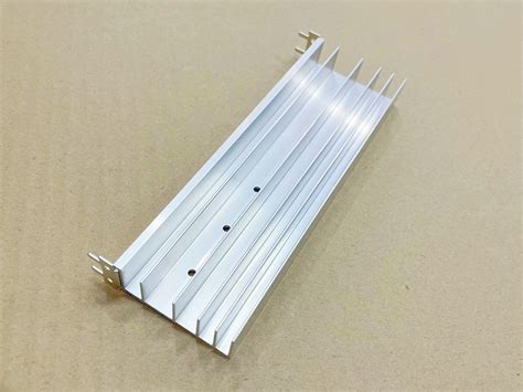 Aluminum Heat Sink Extrusion 6063 Amplifier Heat Sink Custom Manufacturer China Heat Sinks And