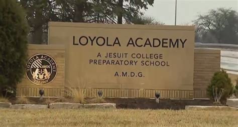 Loyola Academy - Chicago - College Transitions