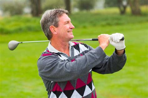 5 Great Golf Swing Tips For Seniors - Blufashion