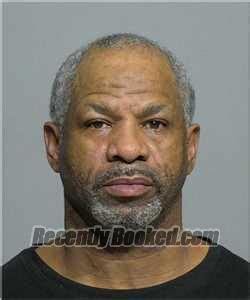 Recent Booking Mugshot For Dale Robertson In Milwaukee County Wisconsin