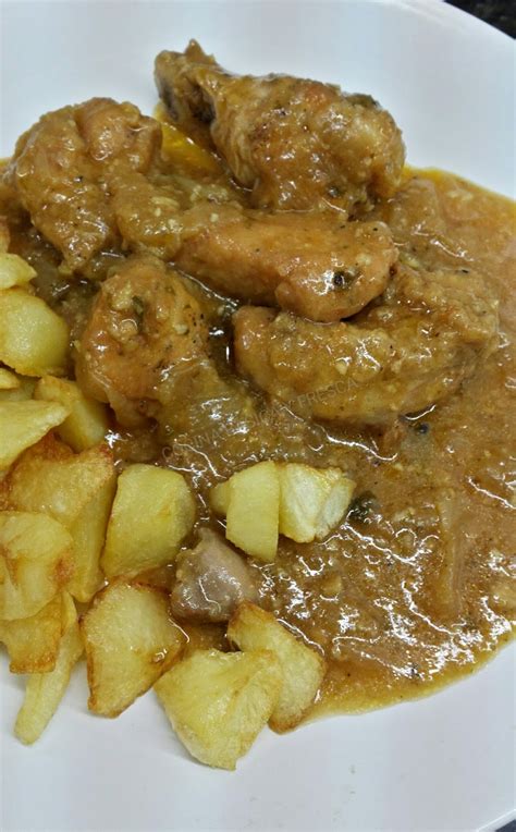 Cocina Basica Y Fresca Pollo En Salsa Con Patatas Fritas Cbf