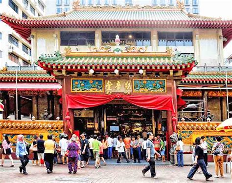 Kwan Im Thong Hood Cho Temple