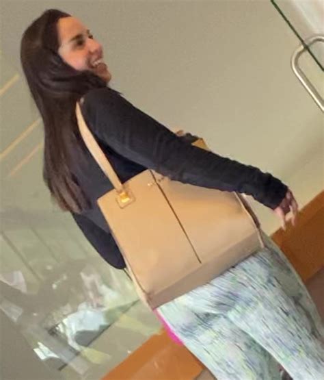 A Friend Of Mine Ass Spandex Leggings Yoga Pants Forum