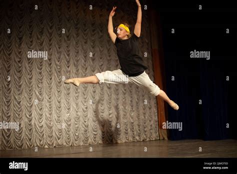 Ballerina Jumps Jump In Dance Dance Teacher Shows Movement Dance