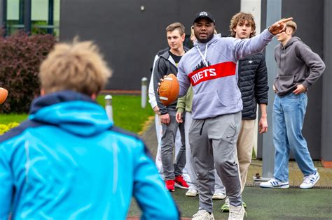 Futbol Ameryka Ski Na Lekcji Wf U Warsawmets