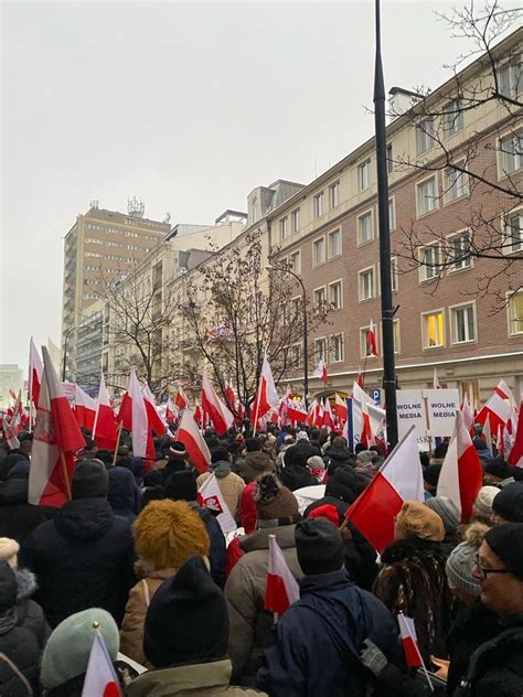 Kluby Gazety Polskiej Nowy Sącz im Jana Olszewskiego Protest