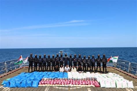 Indian Navy Ncb Apprehends Boat With Drugs Weighing Over 3000 Kg Off