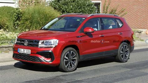 Vw Ya Prueba El Restyling De La Taos