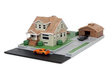 Buy Fast And Furious Nano Hollywood Rides Dom Torettos House Display