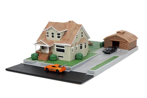 Buy Fast & Furious Nano Hollywood Rides Dom Toretto's House Display ...