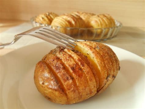 Pommes de terre rôties à la suédoise Hasselback potatoes