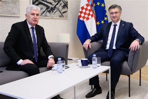 PLENKOVIĆ OKRENUO LEĐA AMERIKANCIMA Hrvatska podržava stav Dragana