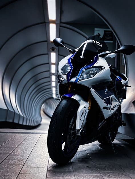 Bmw S1000rr Wallpapers 4k Hd Bmw S1000rr Backgrounds On Wallpaperbat