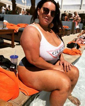 Big Thighs At The Pool Porn Pic