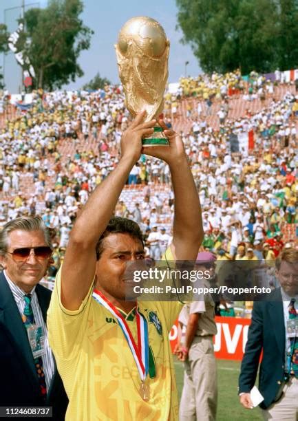 Romario 1994 Photos Photos And Premium High Res Pictures Getty Images