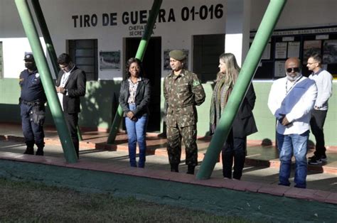 Vice Prefeita De Barra Mansa Participa De Formatura No Tiro De Guerra