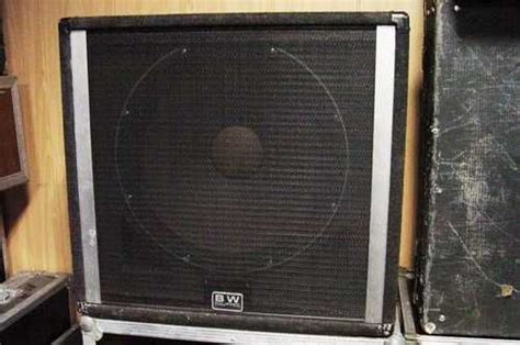 Басовая колонка Peavey Москва | Товары для хобби | Festima.Ru ...