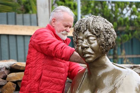 A Arte E Cultura De Lages Em Monumento E Pintura No Novo Parque Jonas