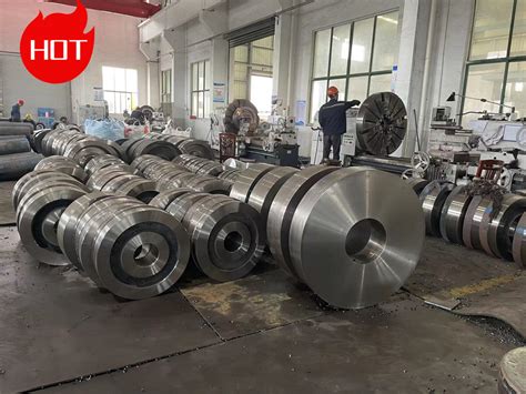 42crnimo 18crnimo7 6 Polishing Treatment Hot Forging Carbon Steel Alloy Steel Forged Wheels For