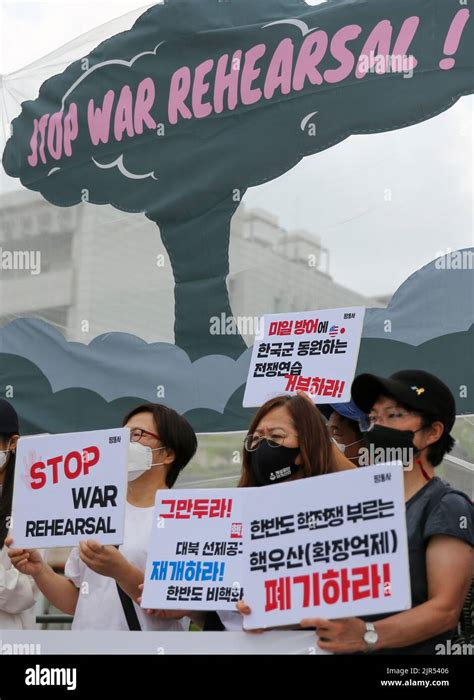 Seúl Corea Del Sur 22nd De Ago De 2022 Manifestantes Realizan Una