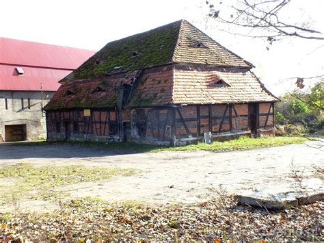 zabytkowy spichlerz Sułów zdjęcia