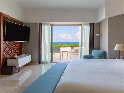 Live Aqua Beach Resort Cancun - Adults Only - All Inclusive | Cancun