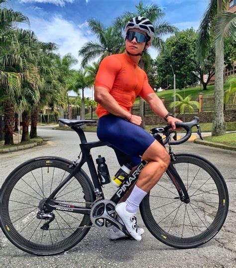 Two Wheeled Fun Cycling Outfit Lycra Men Gym Outfit Men