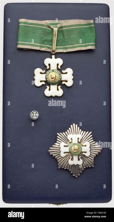 Insigne Militaire Hi Res Stock Photography And Images Alamy