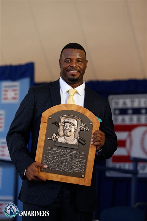 Ken Griffey Jr? and his Hall of Fame plaque. | Griffey jr, Seattle ...