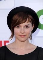 Renée Felice Smith nue Photos et Vidéos de Renée Felice Smith Nue Sex