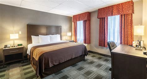 Restful Arlington, VA Accommodations - Comfort Inn Ballston