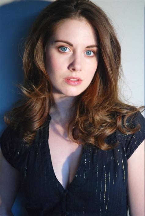 Top Glamorous Alison Brie Hot Sexy Bikini Pics