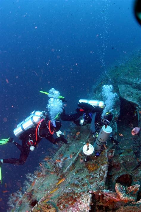 Hms Repulse Tec Wreck Diving Tioman Island In Malaysia