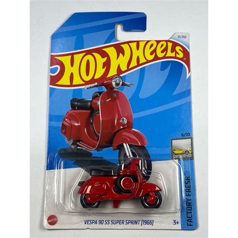 Jual Hot Wheels Vespa 90 Ss Super Sprint 966 Merah Shopee Indonesia