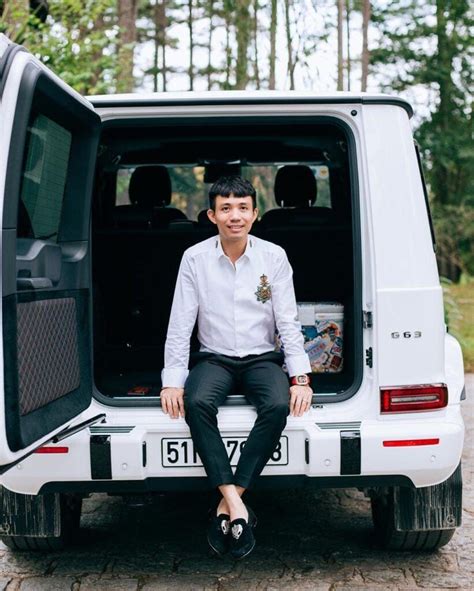 minh nhua la ai doi tu tieu su dai gia nhua khet tieng