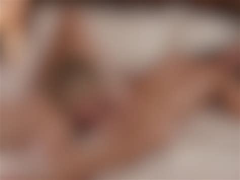 Newsensations Blonde Big Tit Milf Casca Akashova Lesbian Seduces Worker Jazmin Luv Vidéos