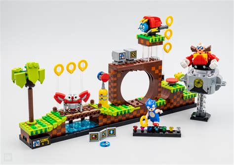 LEGO Ideas Sonic Mania Green Hill Zone Passes Review