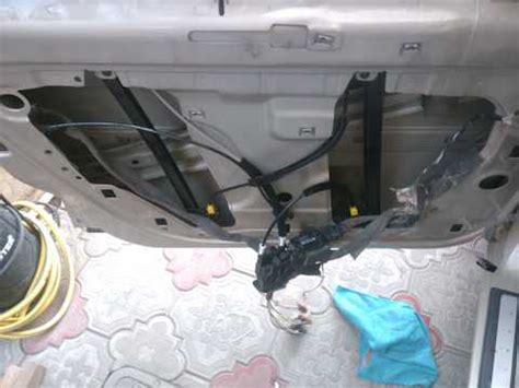 Как установить стеклоподъемник на рено меган 2